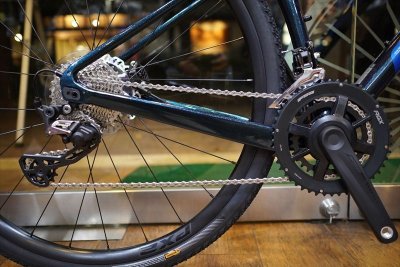 画像1: 【特価】GIANT REVOLT ADVANCED2 グラベルロード スターリーナイト