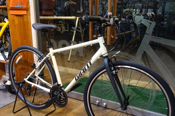 画像2: 2027先行　GIANT ESCAPE(エスケープ) X３　アイボリー (2)