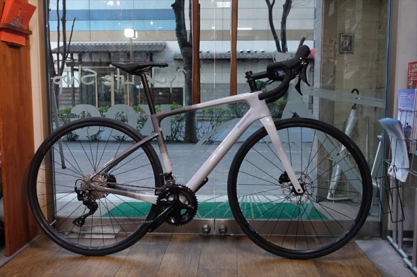 画像1: 【訳アリ現車特価】BRIDGESTONE  ANCHOR     RE8-105　フルカーボンロードバイク   (1)