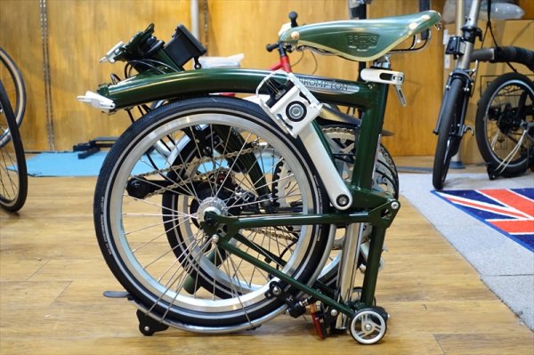 画像3: 【限定発売】英国　BROMPTON 　CLASSIC EDTION V2　MID ハンドル　４速　SILBER STYLE (3)