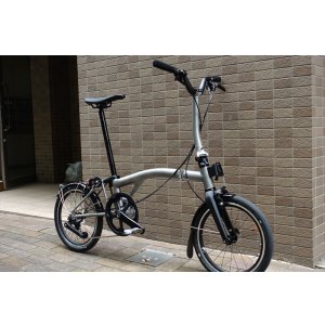 画像: BROMPTON 　T-LINE　Mハンドル　４SPEED　（取り寄せ対応）